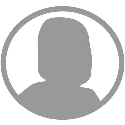 Frau Avatar unterrichtet Frau Avatar