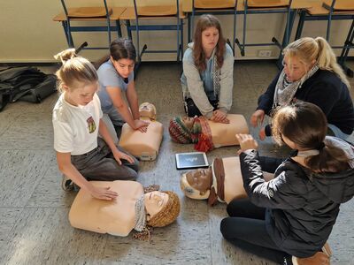 Die Gesamtschule Höhscheid nimmt an der Woche der Wiederbelebung teil