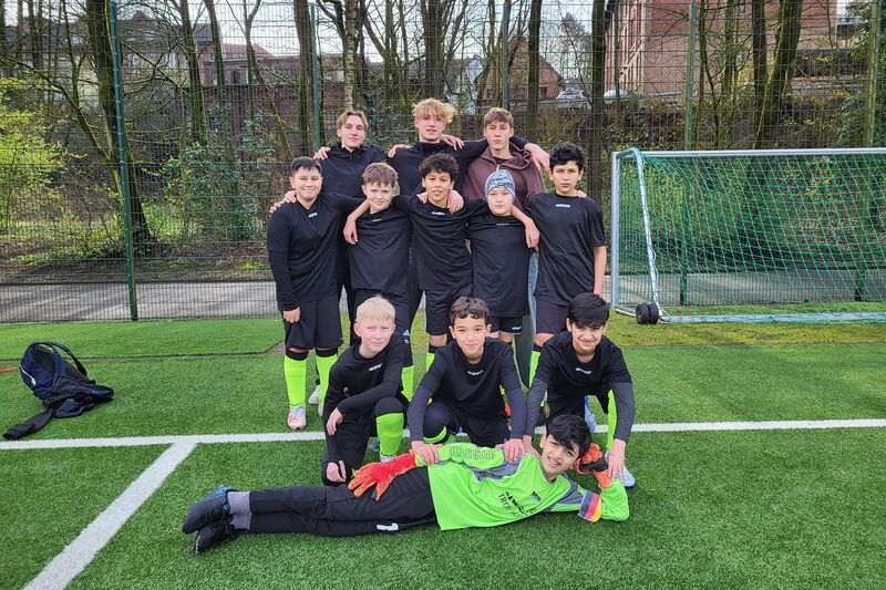 Schulmannschaft bei der Stadtmeisterschaften Fußball WK 4
